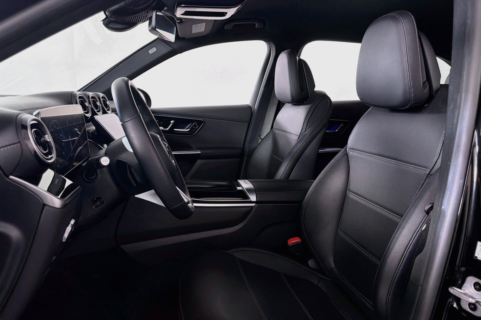 Used 2024 Black Mercedes-Benz 300 image 17