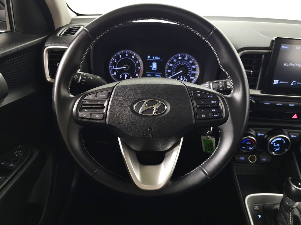 Certified Used 2022 Black Noir Pearl Hyundai SEL image 19