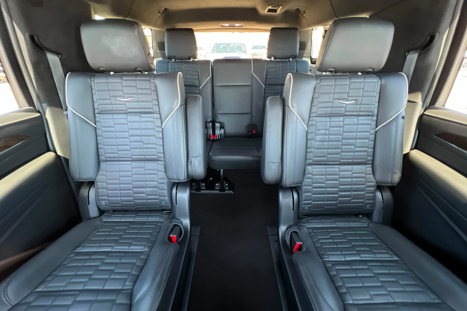2024 Cadillac Escalade ESV Premium Luxury Platinum - Photo 26