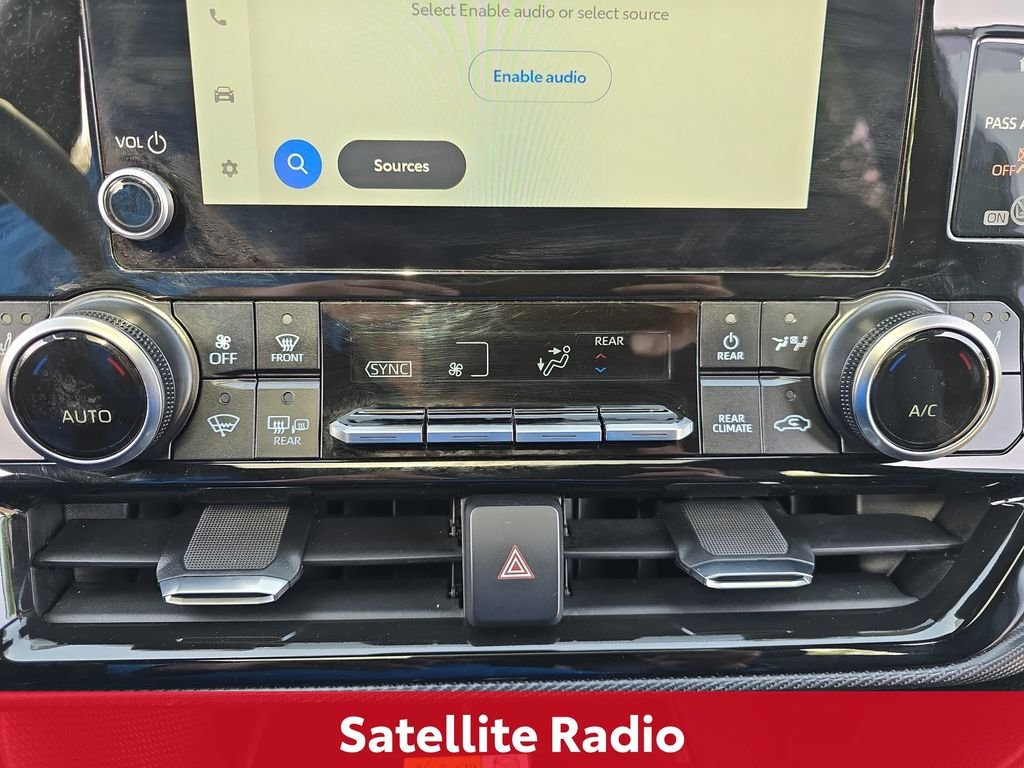 2025 Toyota Highlander XSE - Photo 25