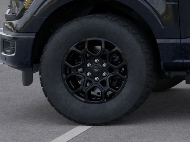 New 2026 Agate Black Metallic Ford XLT image 19