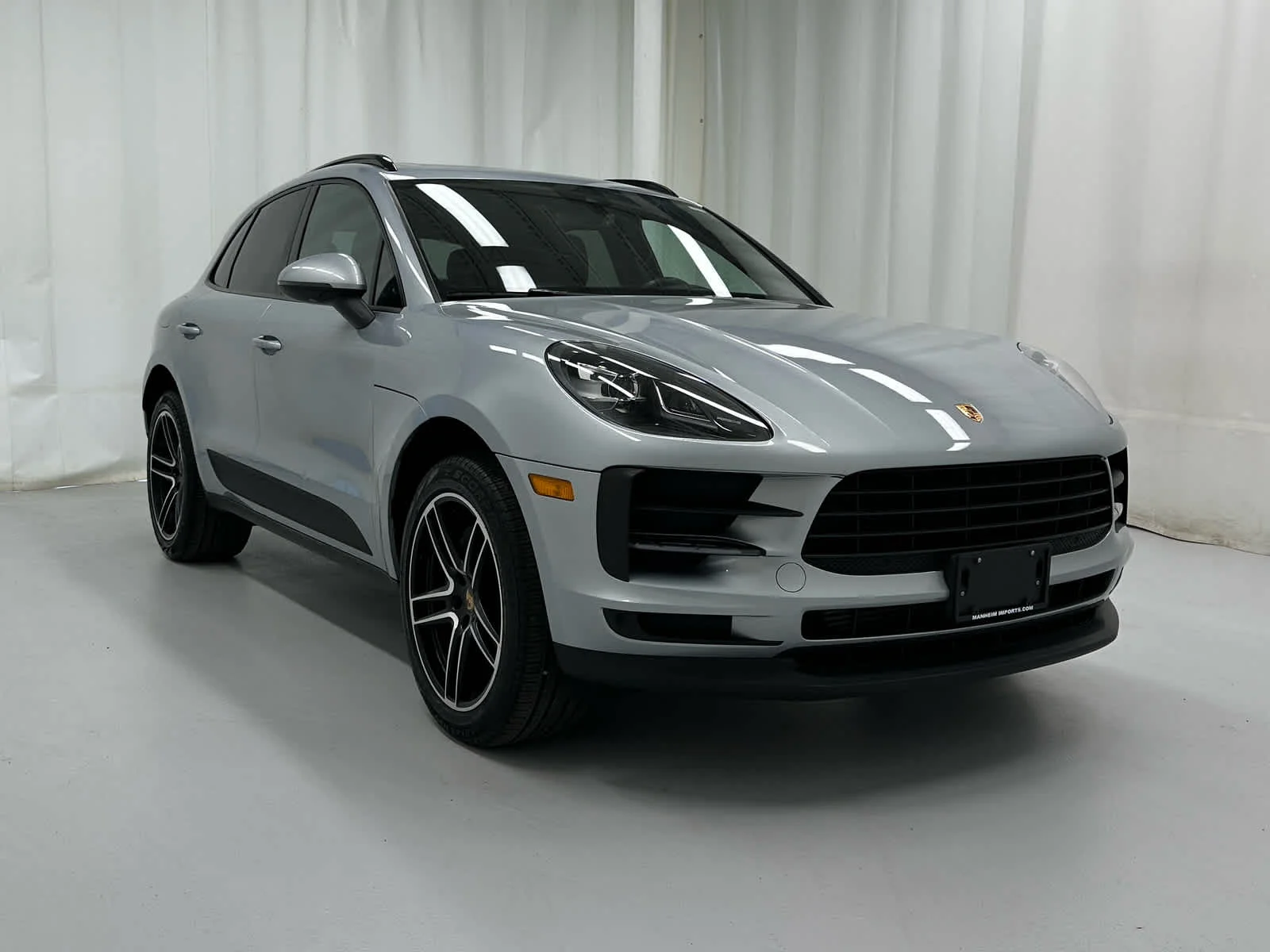 2021 Porsche Macan -'s photo