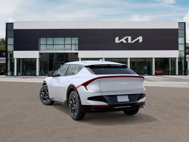 New 2026 Glacial White Pearl Kia WIND image 4