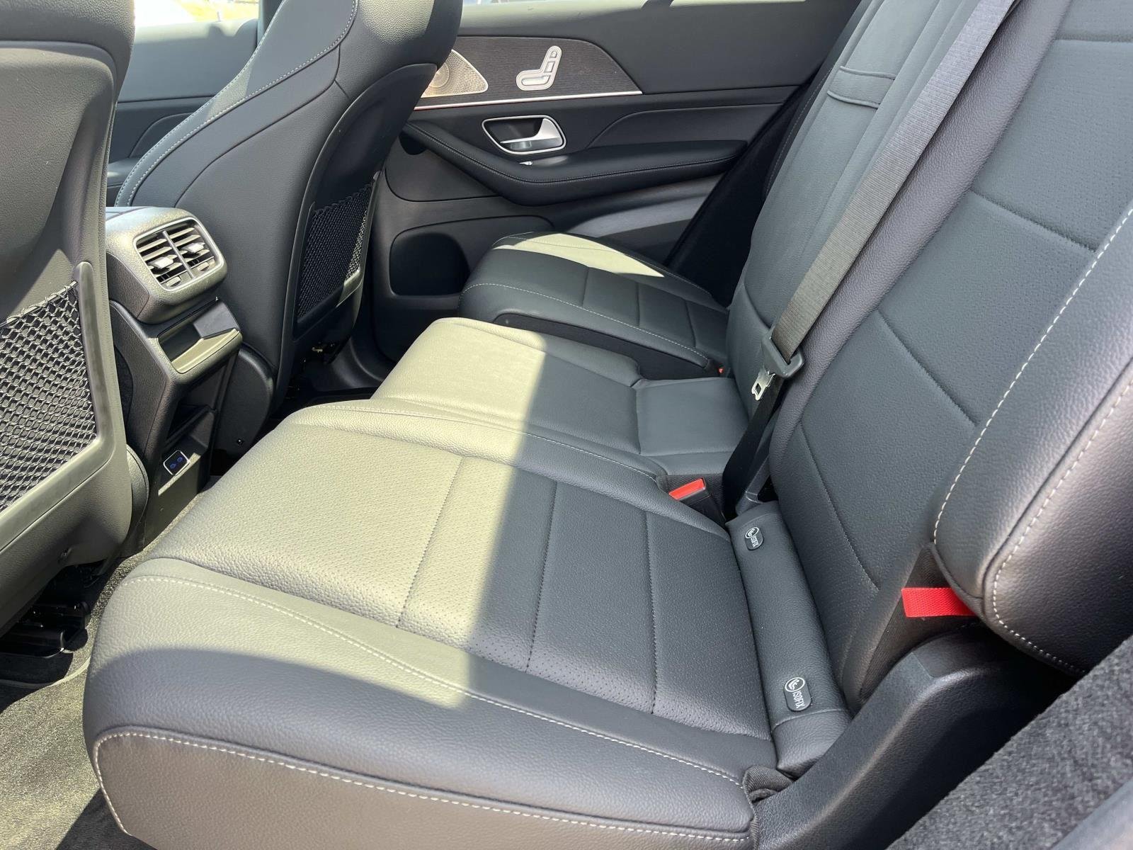 Used 2026 BLACK Mercedes-Benz GLE 350 image 19