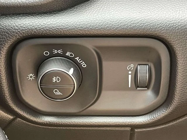 2025 RAM 2500 Big Horn - Photo 28