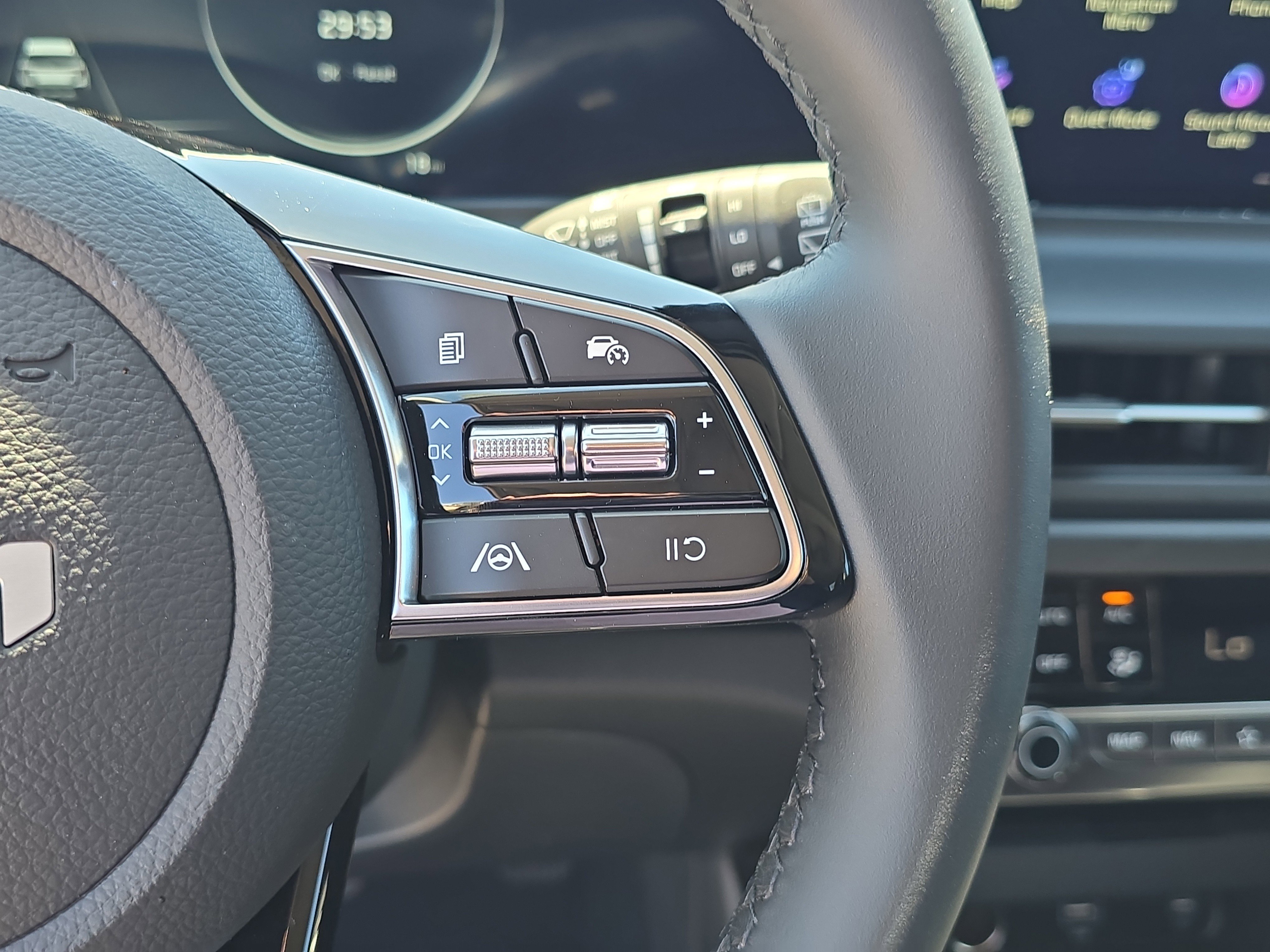 New 2026 Gravity Gray Kia EX image 31