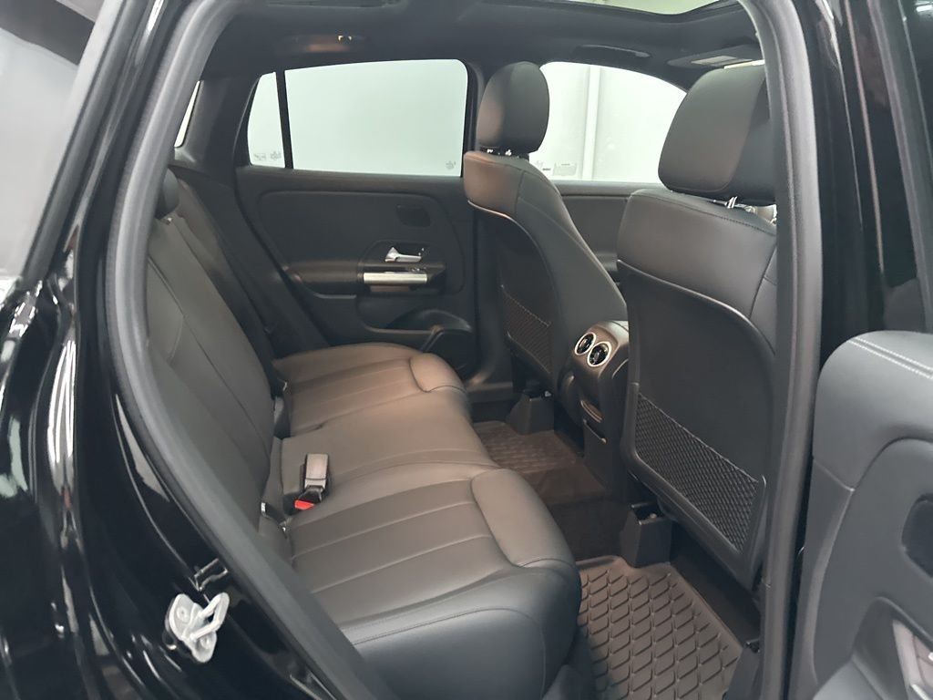 New 2026 Night Black Mercedes-Benz GLA 250 image 24