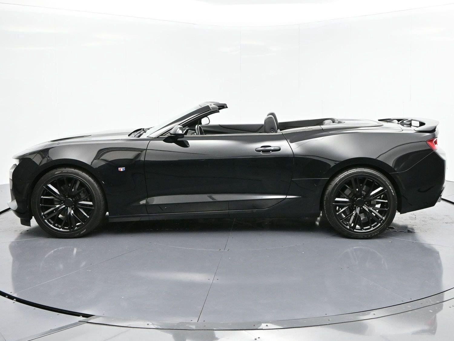 Used 2018 Black Chevrolet 1SS image 4