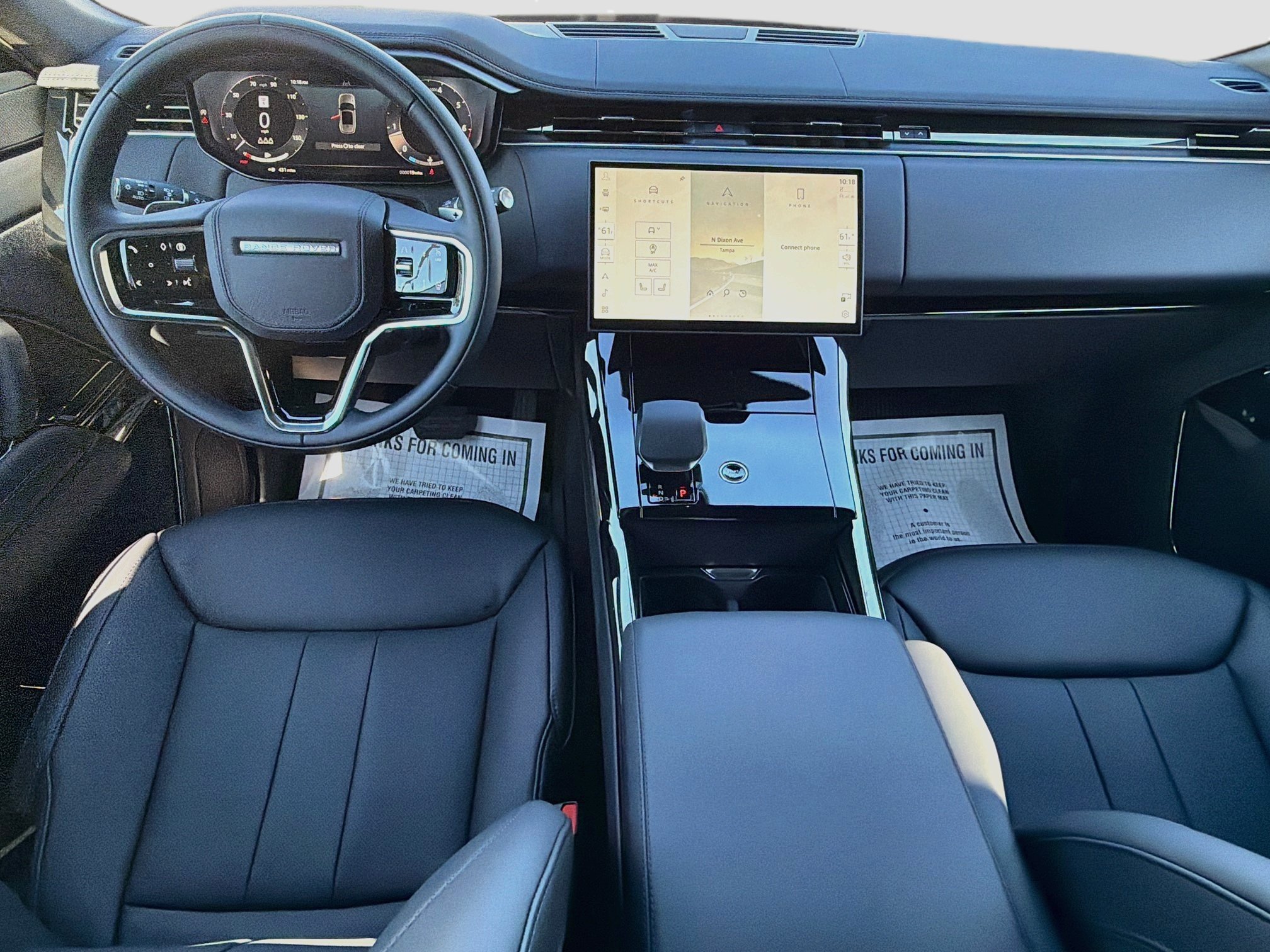 New 2027 Santorini Black LAND ROVER SE P360 image 16