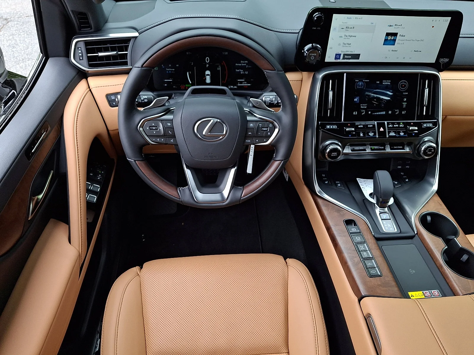 2026 Lexus LX 700h Luxury - Photo 7