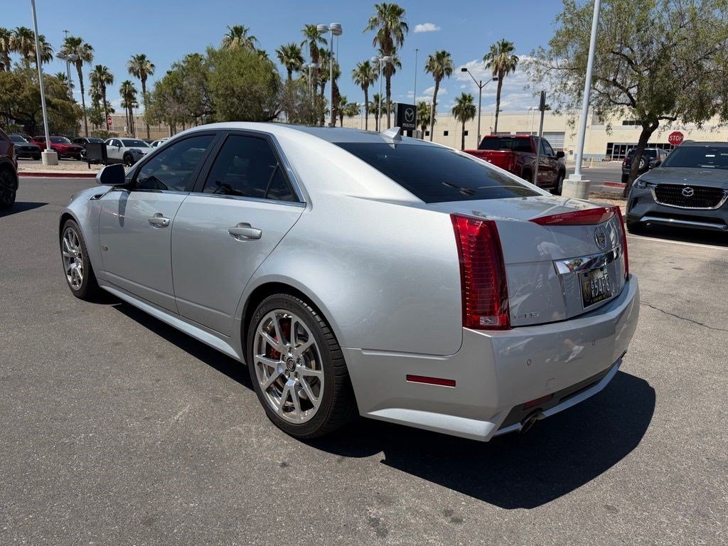 Used 2014 RADIANT SILVER METALLIC Cadillac Base image 4