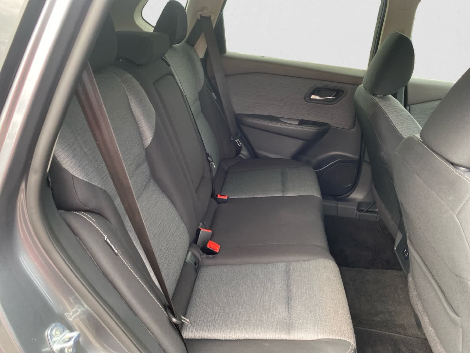 Used 2023 Gun Metallic Nissan SV image 22