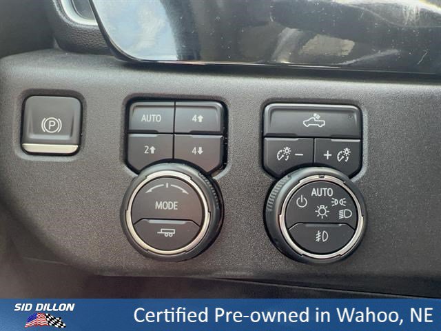 Used 2024 Summit White Chevrolet LT image 12