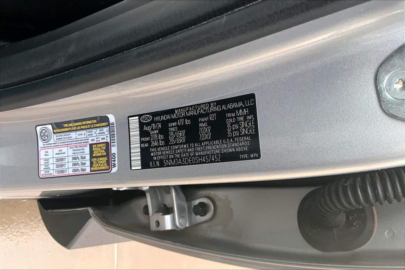 Used 2025 Shimmering Silver Hyundai SE image 34