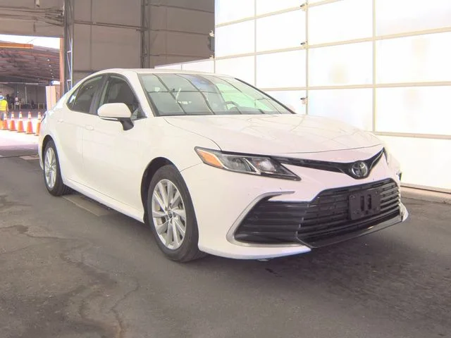 2024 Toyota Camry LE AWD's photo