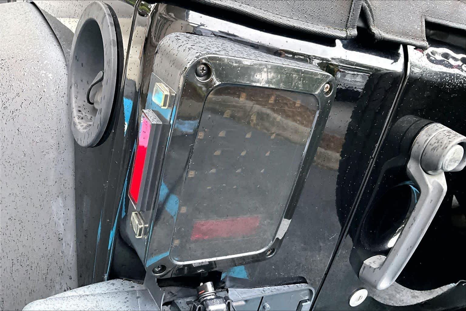 Used 2017 Black Clearcoat Jeep Sport image 27