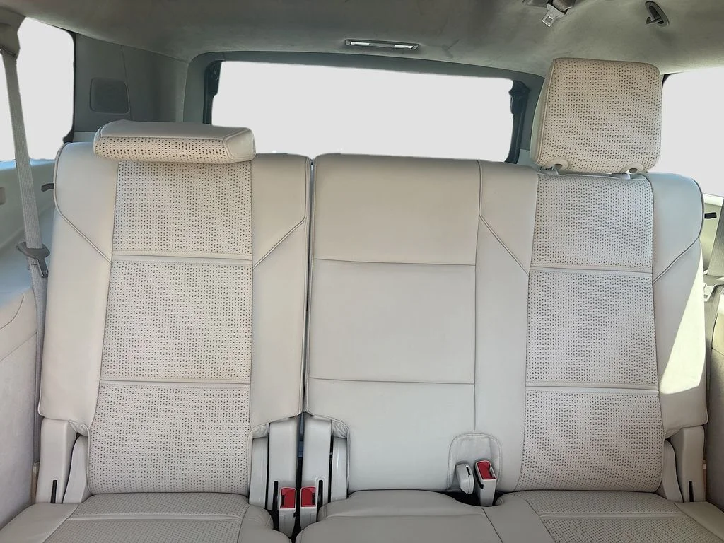 Used 2022 Black Cadillac Sport Platinum image 17