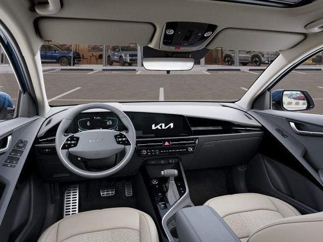 2025 Kia Niro EX Touring - Photo 14