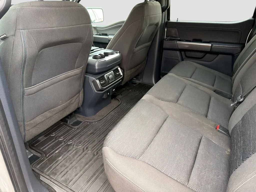 Used 2023 Silver Ford XLT image 15