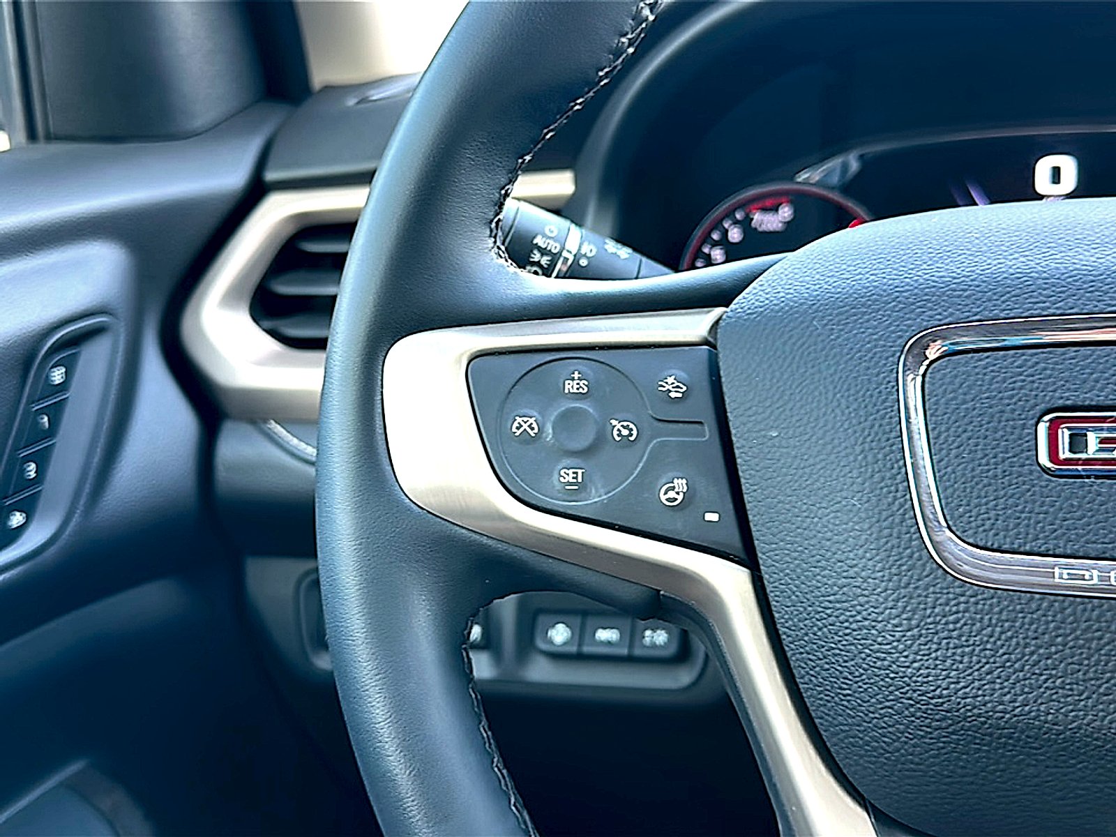 Used 2023 Ebony Twilight Metallic GMC Denali image 30