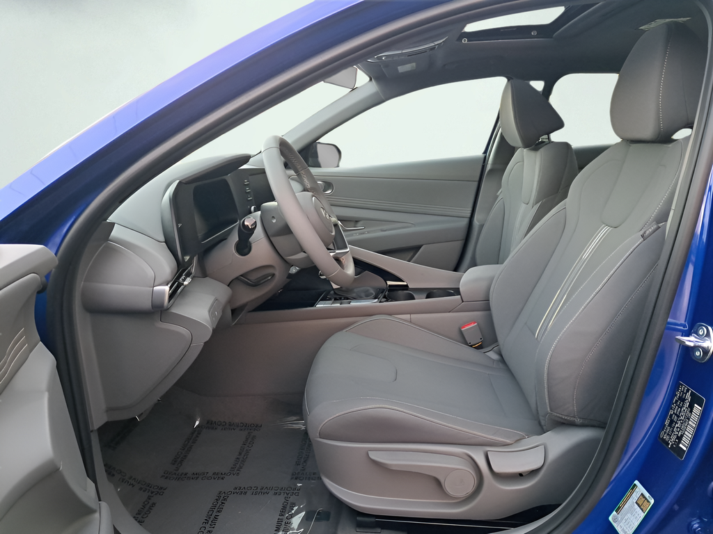 2026 Hyundai Elantra SEL - Photo 10