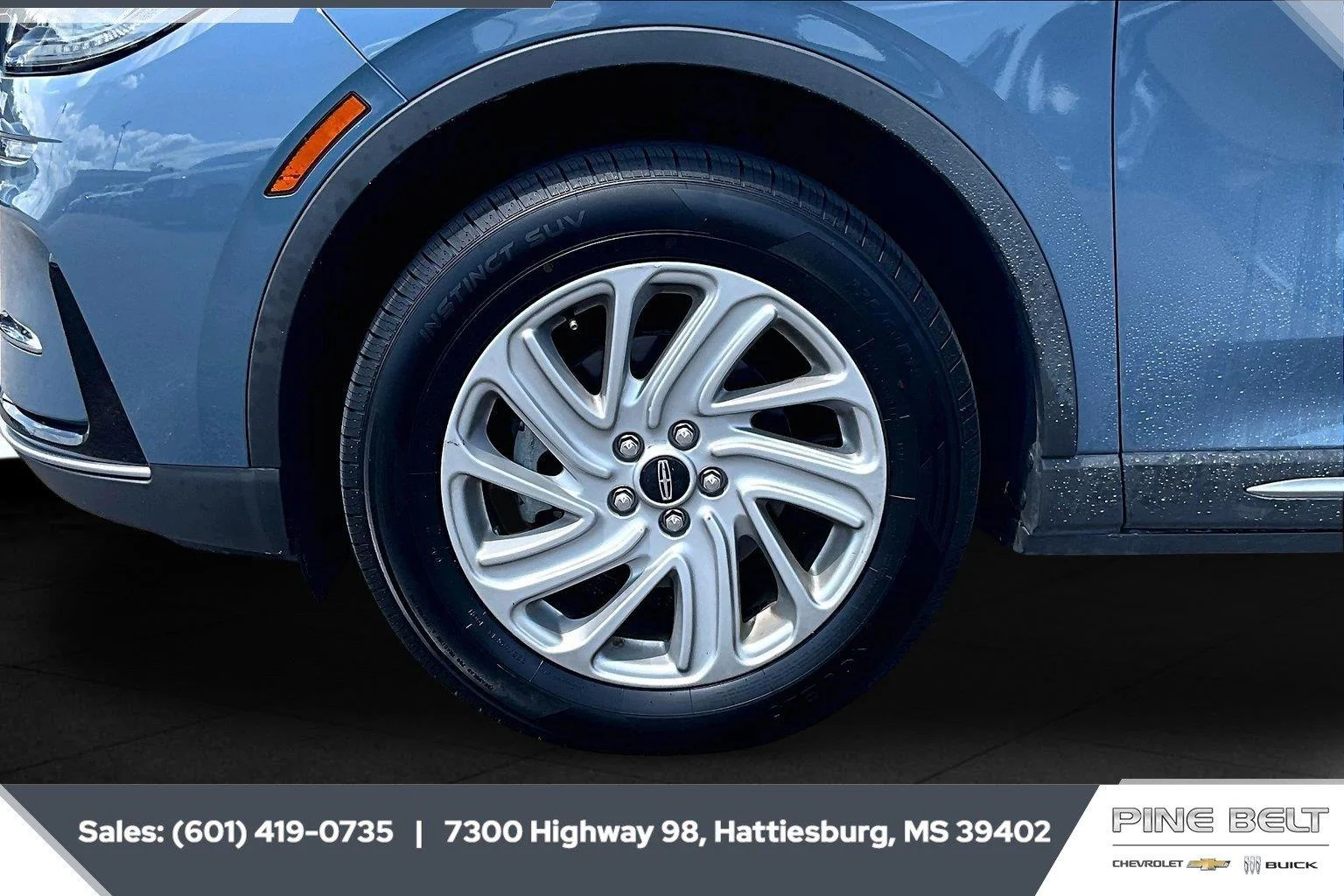 Used 2023 Whisper Blue Metallic Clearcoat Lincoln Standard image 7