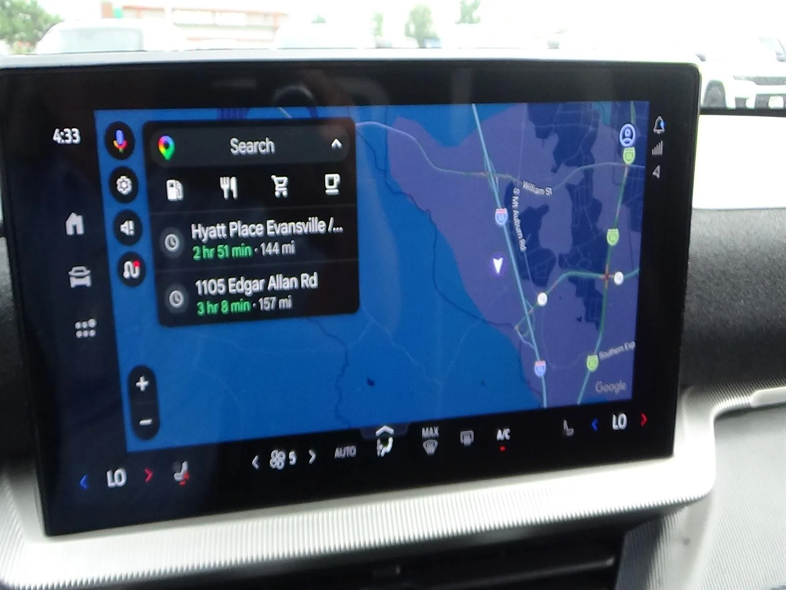 Used 2025 Agate Black (um) Ford ST-Line image 31