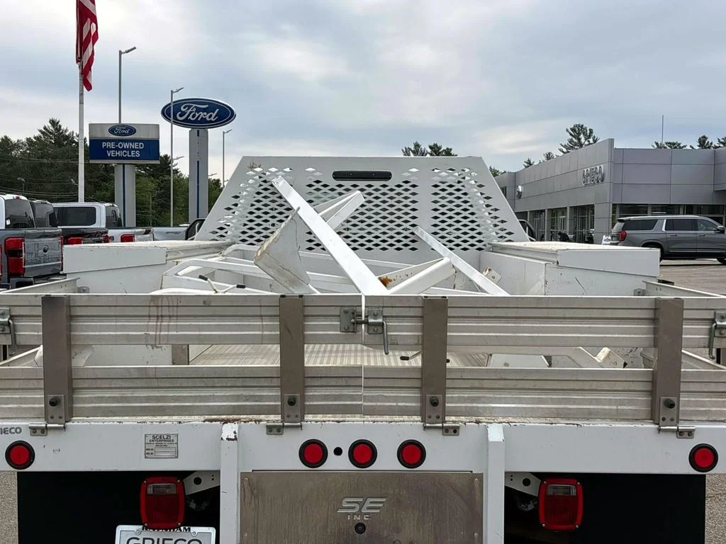 Used 2024 Oxford White Ford XL image 7