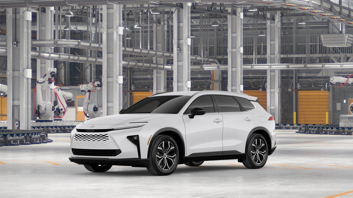 New 2026 Oxygen White Toyota XLE image 2
