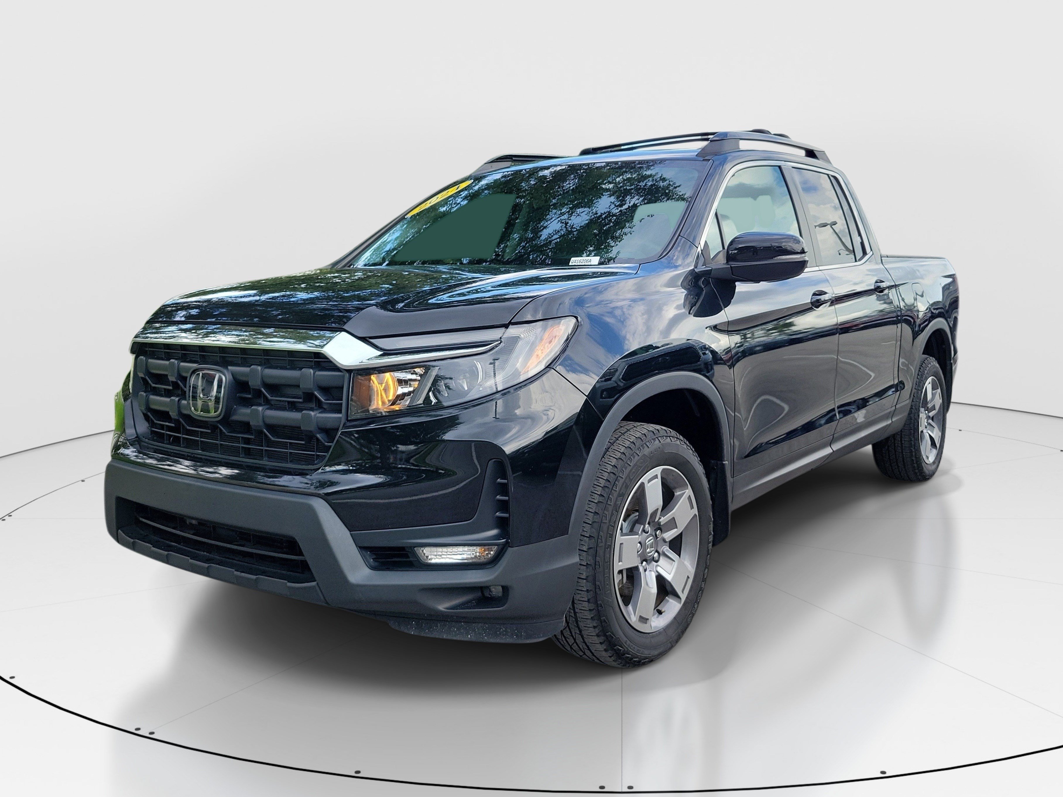 Used 2024 Black Honda RTL image 3