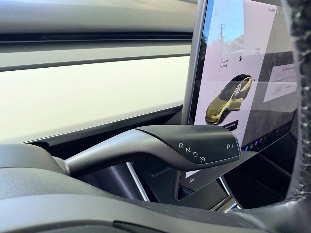 Used 2018 White Tesla Long Range image 21