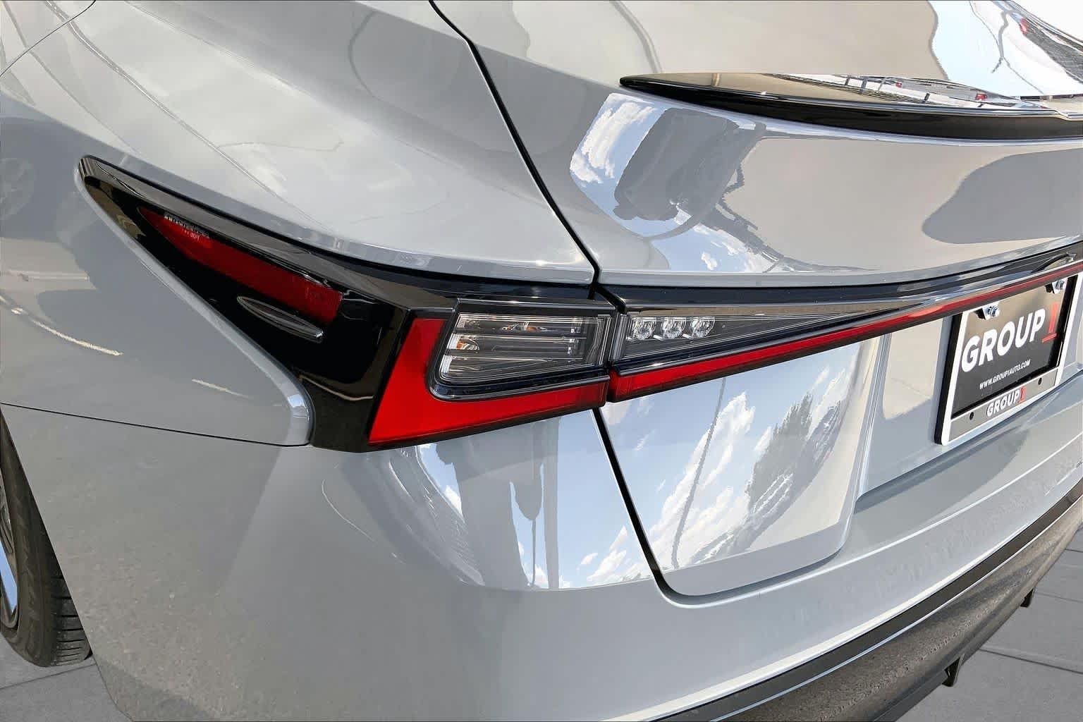 Used 2024 Incognito Lexus F SPORT Design image 29