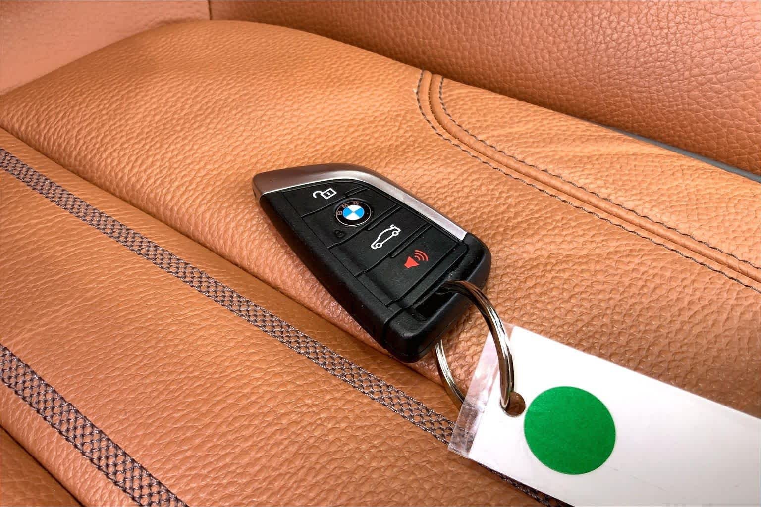 Used 2023 Jet Black BMW 530i image 14