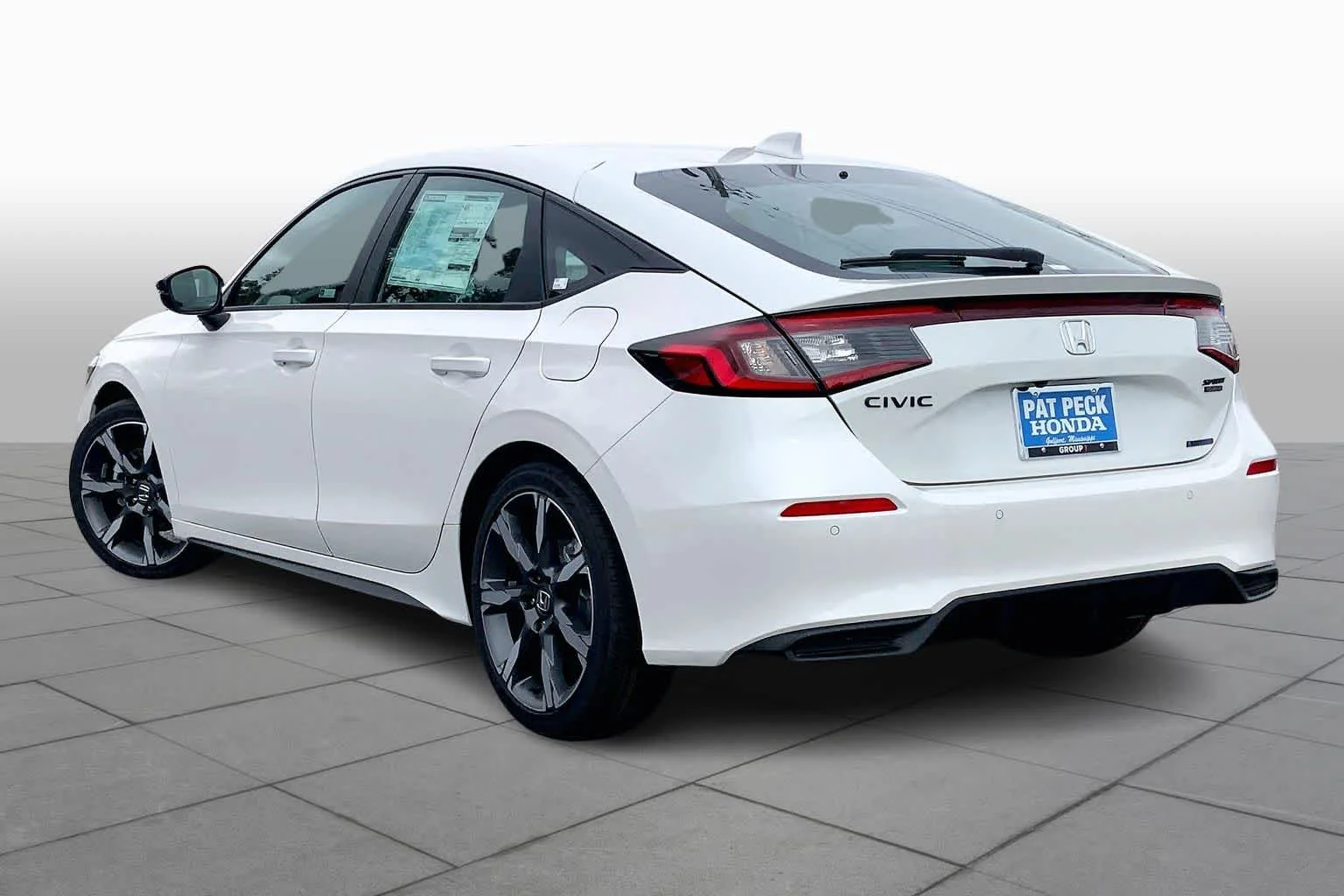 New 2026 Platinum White Pearl Honda Sport Touring image 12