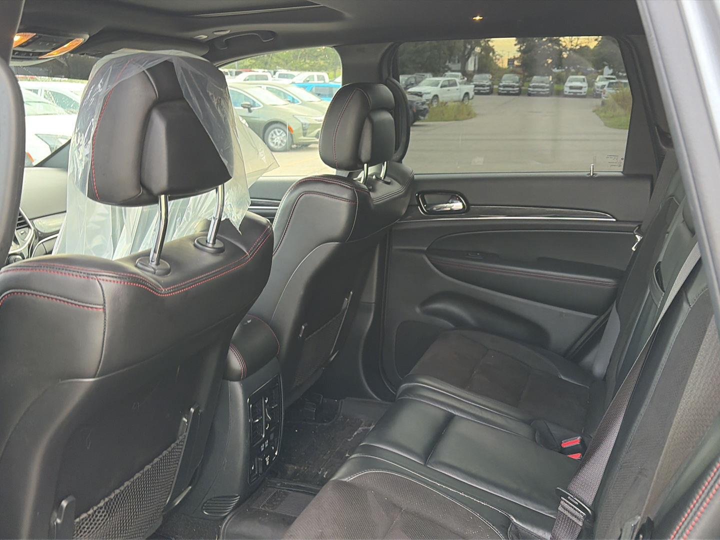 Used 2020 Billet Silver Metallic Clearcoat Jeep Trailhawk image 7