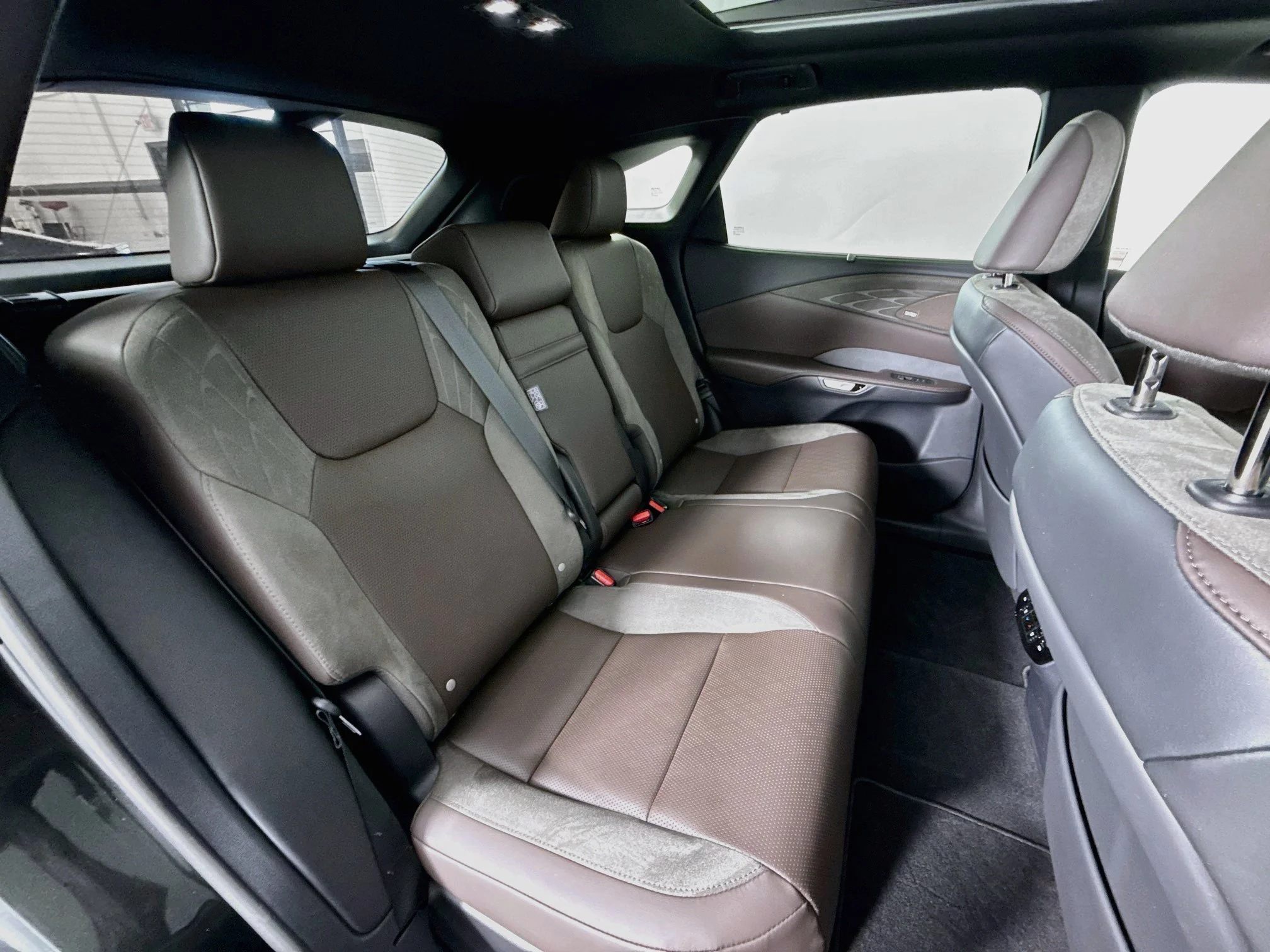 Certified Used 2025 CAVIAR Lexus 350h Luxury image 26