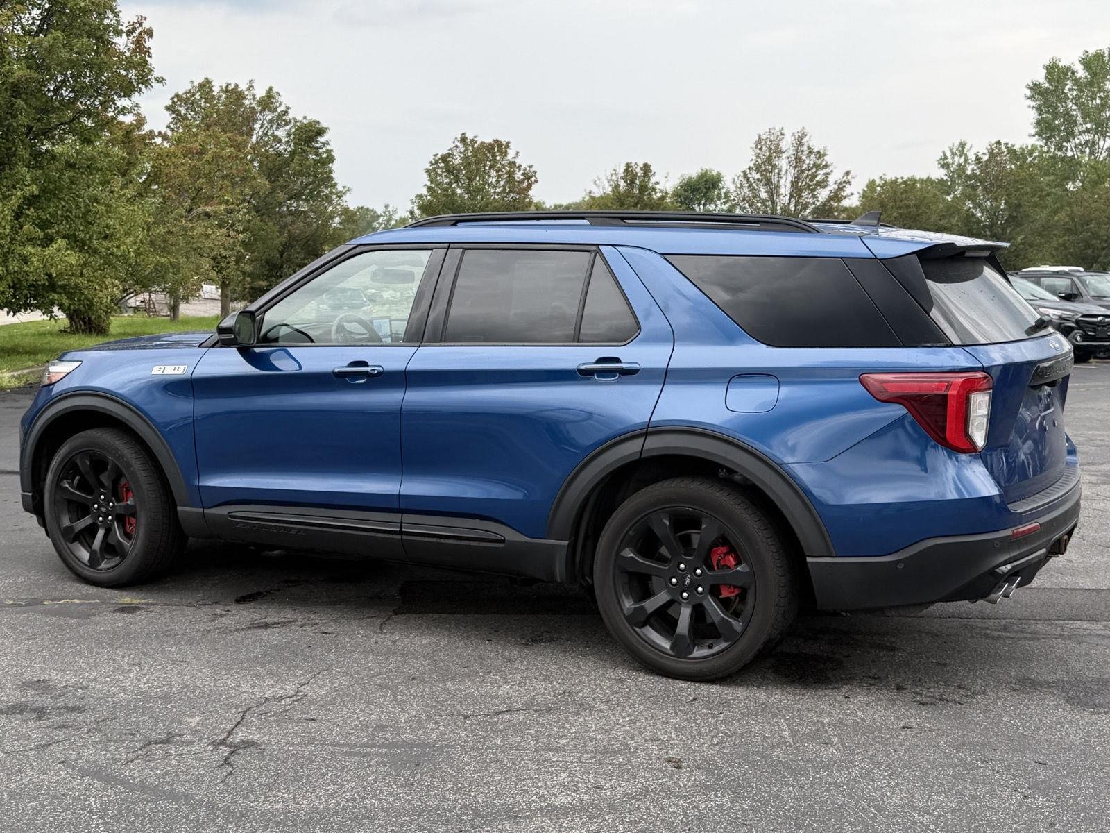 Used 2022 Atlas Blue Ford ST image 5