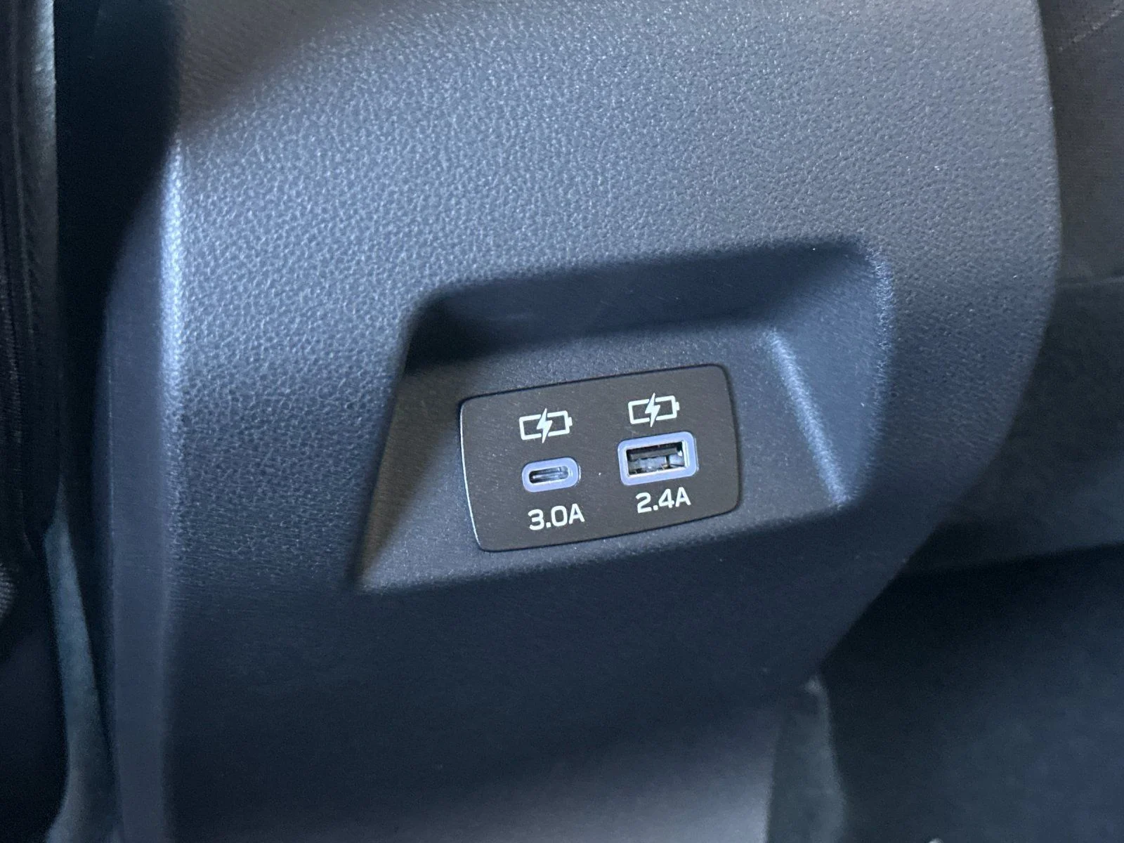 New 2026 MAGNETITE GRAY PEARL Subaru Premium image 15