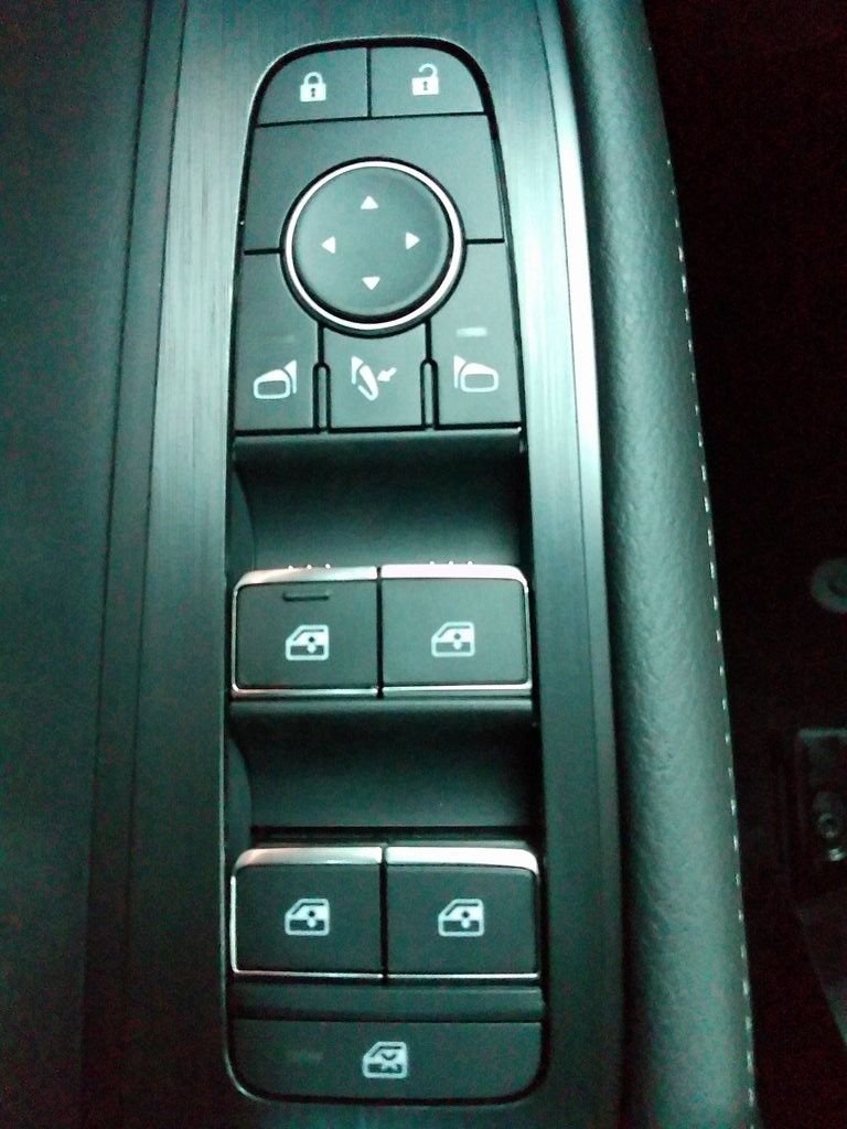 2026 Nissan Armada SL - Photo 57