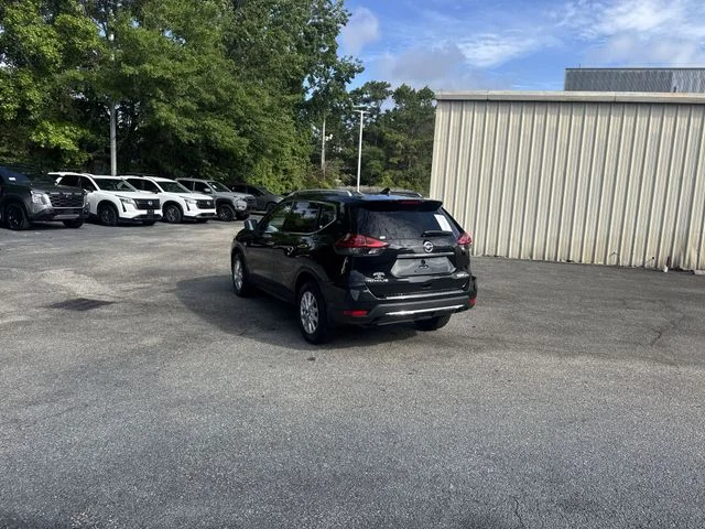 Used 2019 Black Nissan S image 7