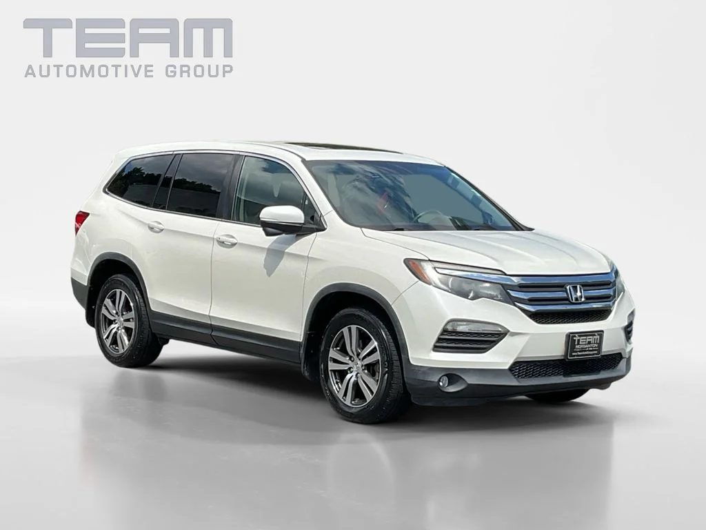 Used 2017 White Honda EX-L image 1