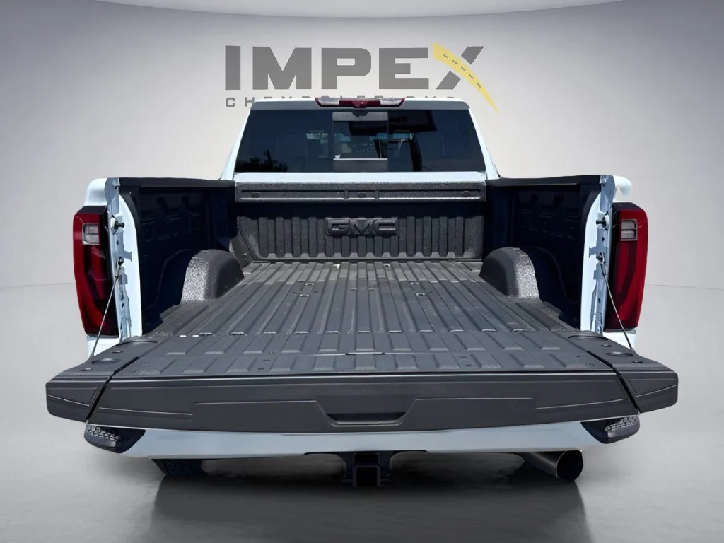 New 2026 Glacier White Tricoat GMC Denali Ultimate image 32