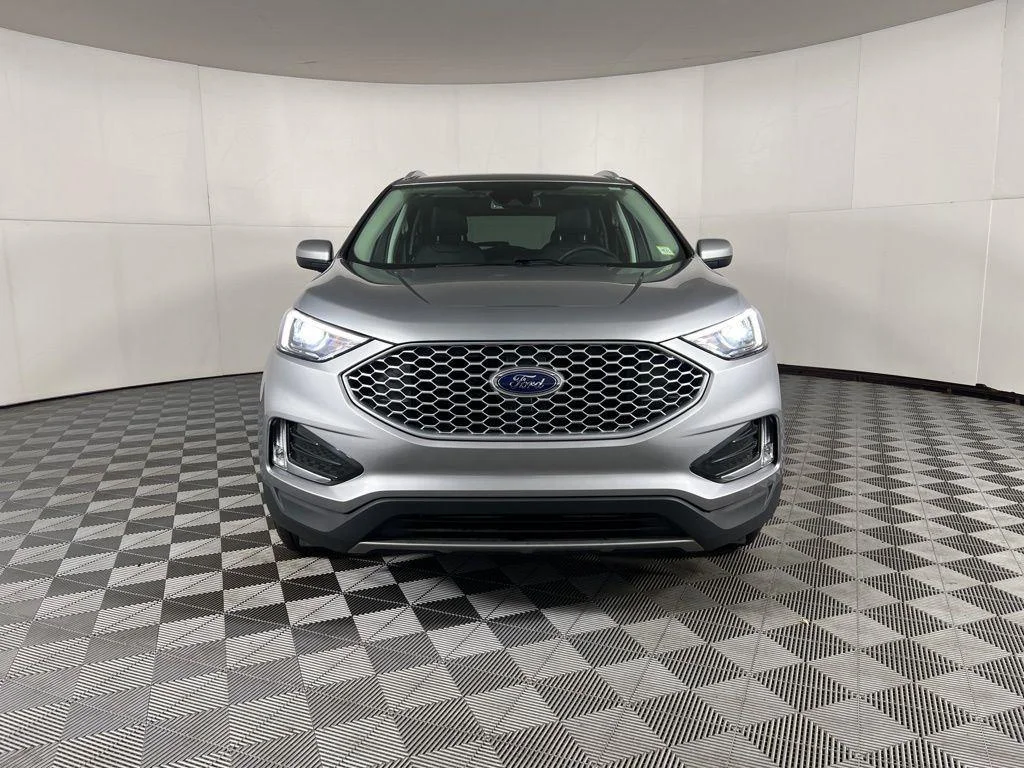 Used 2024 Gy Ford SEL image 11