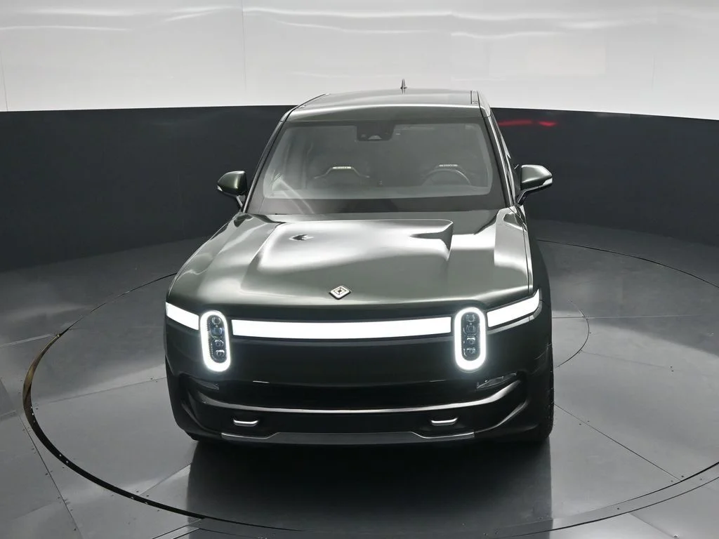 Certified Used 2022 Green Rivian Adventure image 37