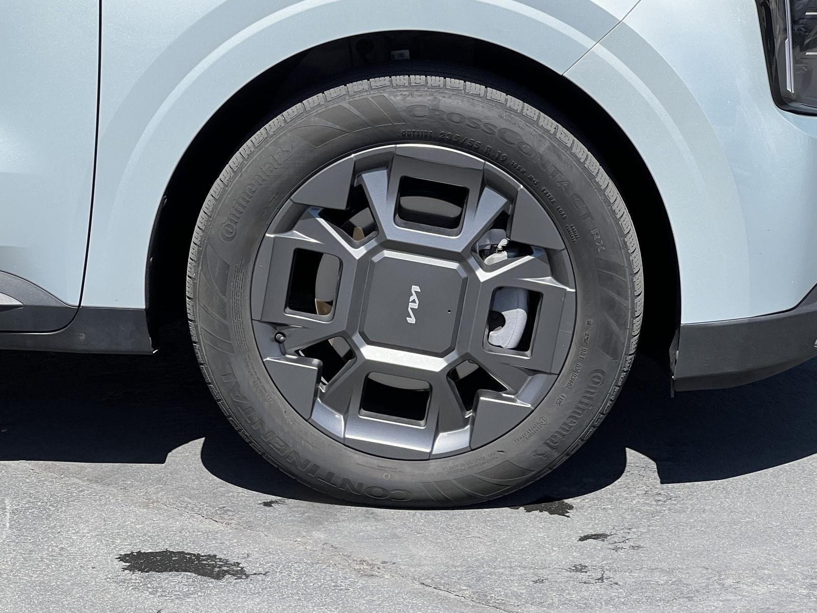 2026 Kia Carnival EX - Photo 16