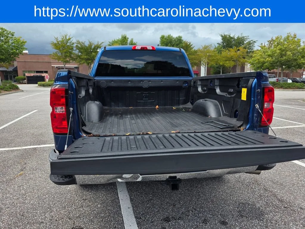 Used 2015 DEEP OCEAN BLUE METALLIC Chevrolet LT image 31