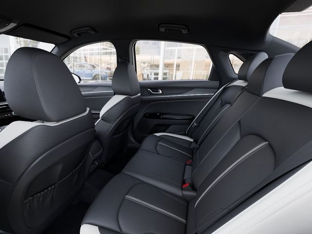 New 2026 Snow White Pearl Kia GT-Line image 18