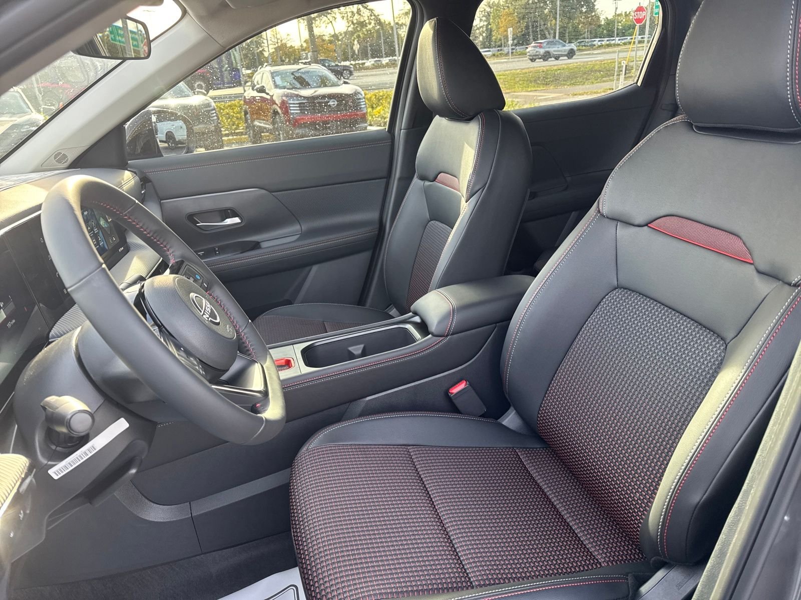 New 2026 Nissan Kicks SR 4D Sport Utility