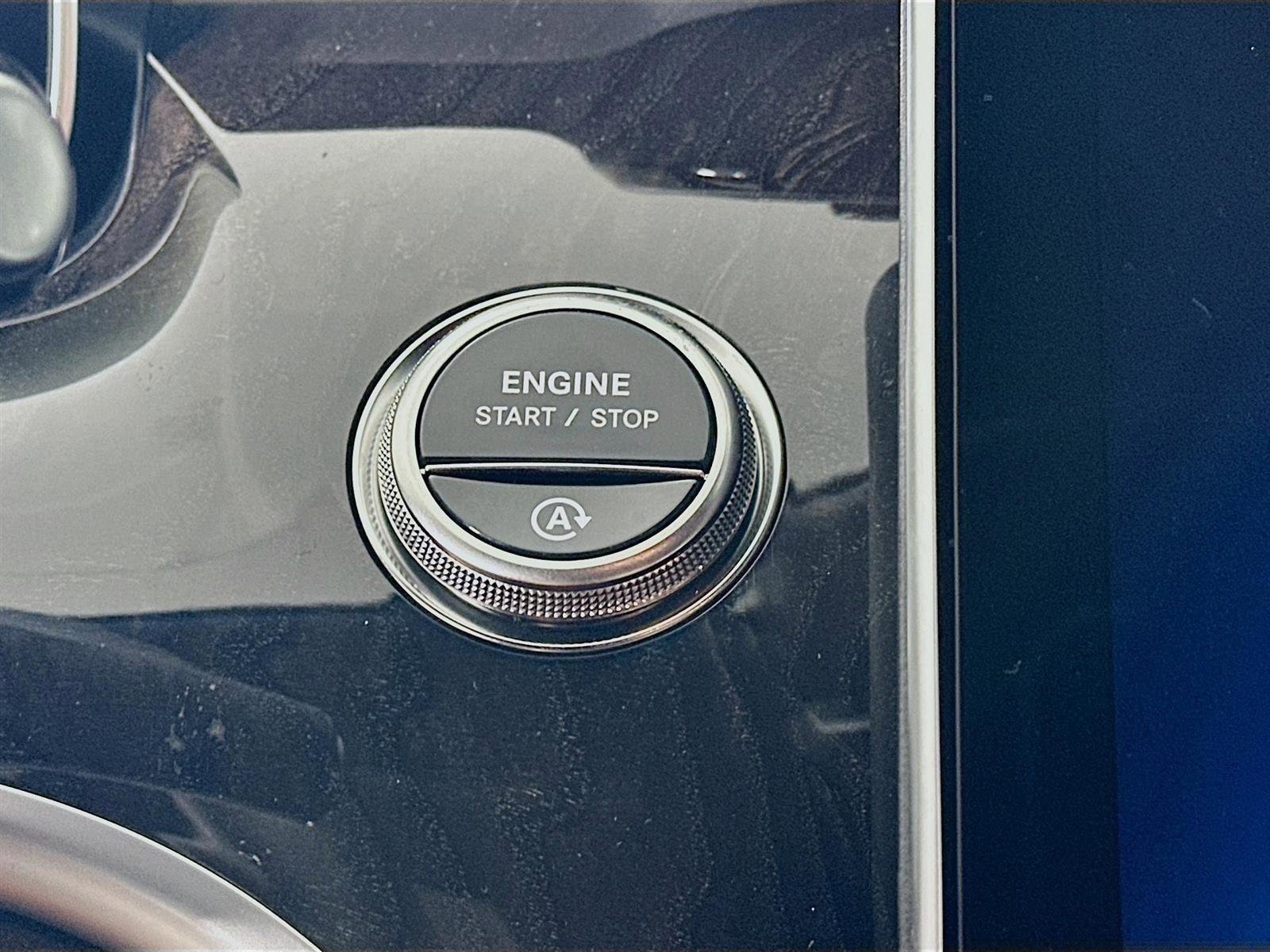 Used 2026 Cirrus Silver Metallic Mercedes-Benz C 300 image 16