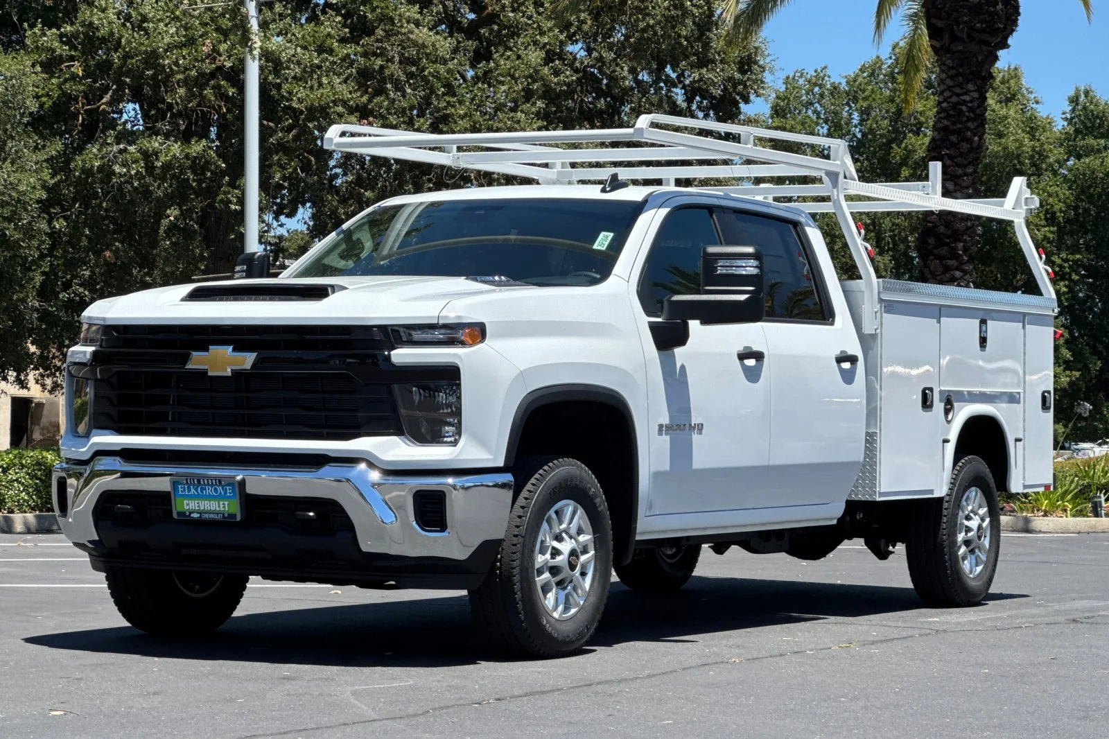 2026 Chevrolet Silverado 2500 HD WT view 7